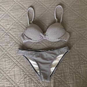 •Xhilaration• Striped Bikini Swimsuit Set